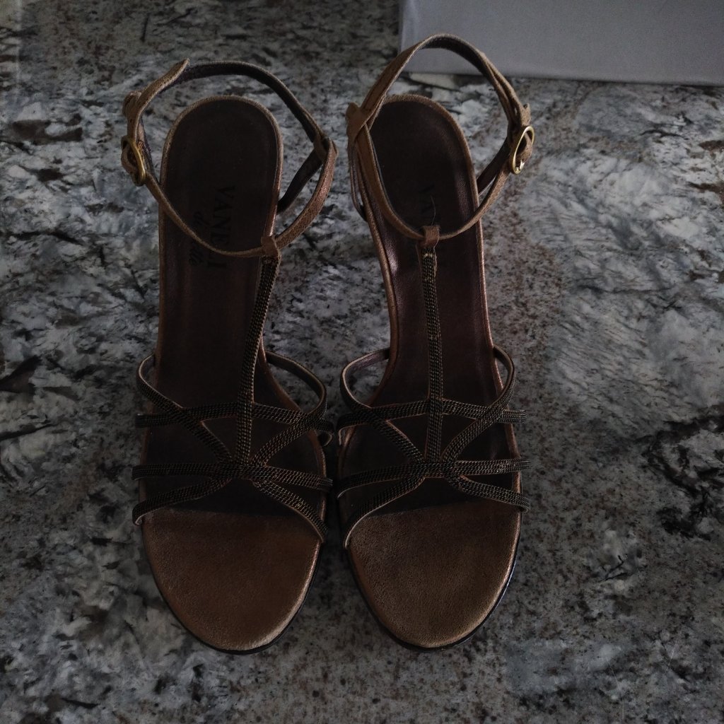 Brand New Women's Vaneli Di Notte Cipria Brushed Bronze Chain Sandals In Size 7n